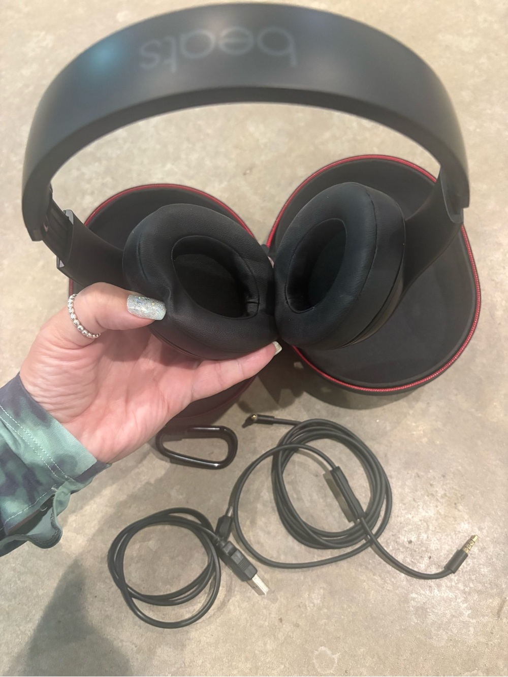 Beats Wireless Over-Ear Headphones - Black and Red